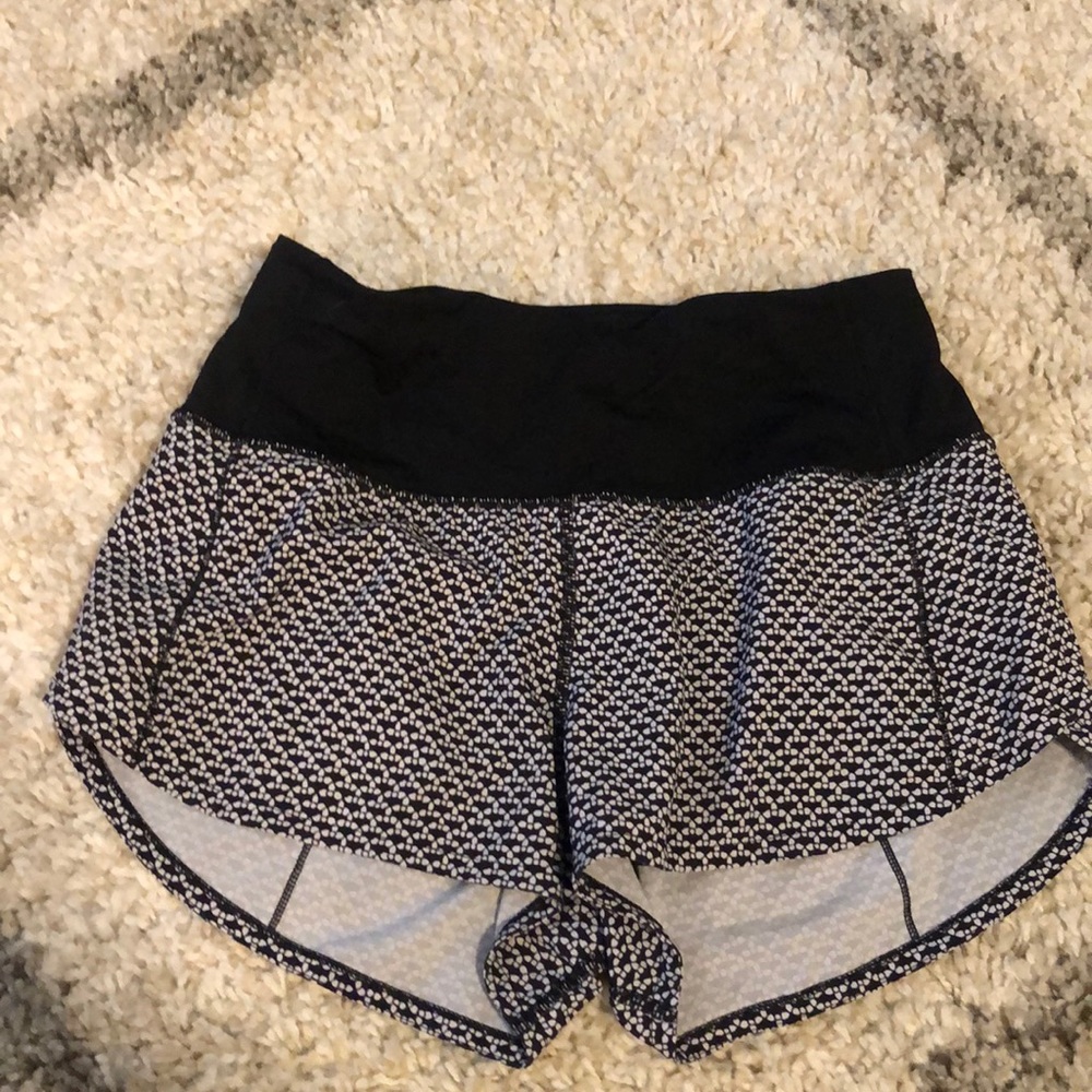 Lululemon speed up HIGH rise 2.5 inch shorts